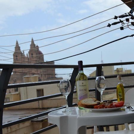 Mellieha Town Centre Bright & Spacious 3 Bedroom Apartment Exterior photo