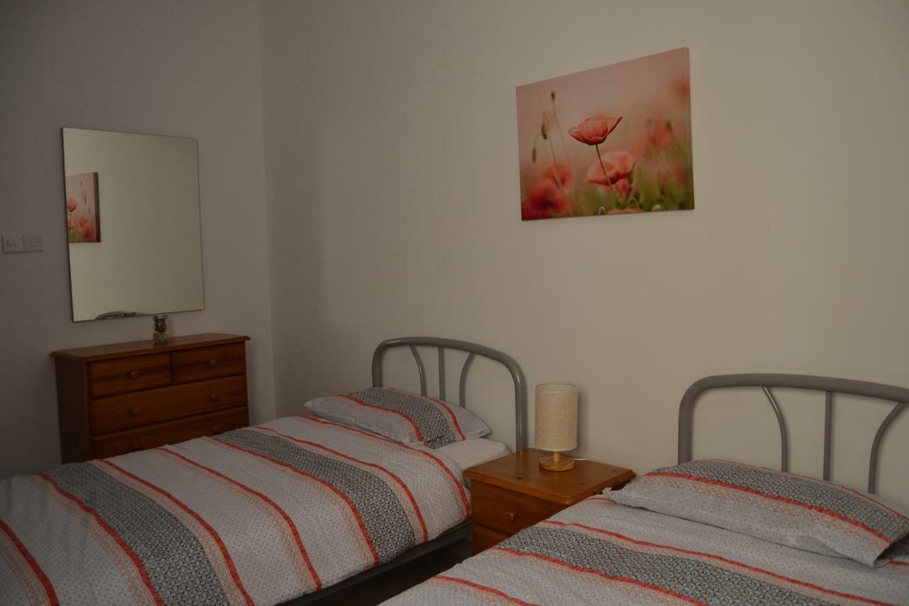 Mellieha Town Centre Bright & Spacious 3 Bedroom Apartment Exterior photo