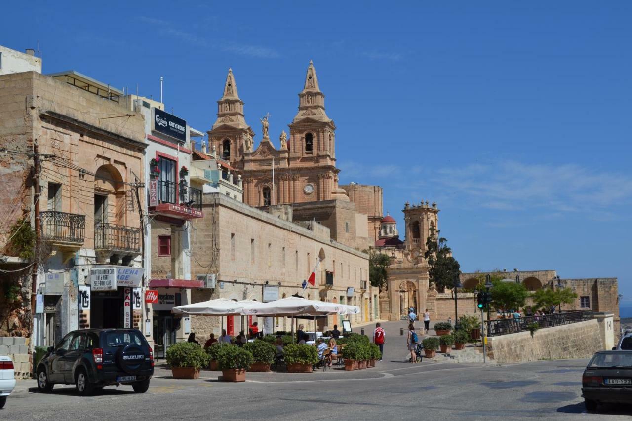 Mellieha Town Centre Bright & Spacious 3 Bedroom Apartment Exterior photo
